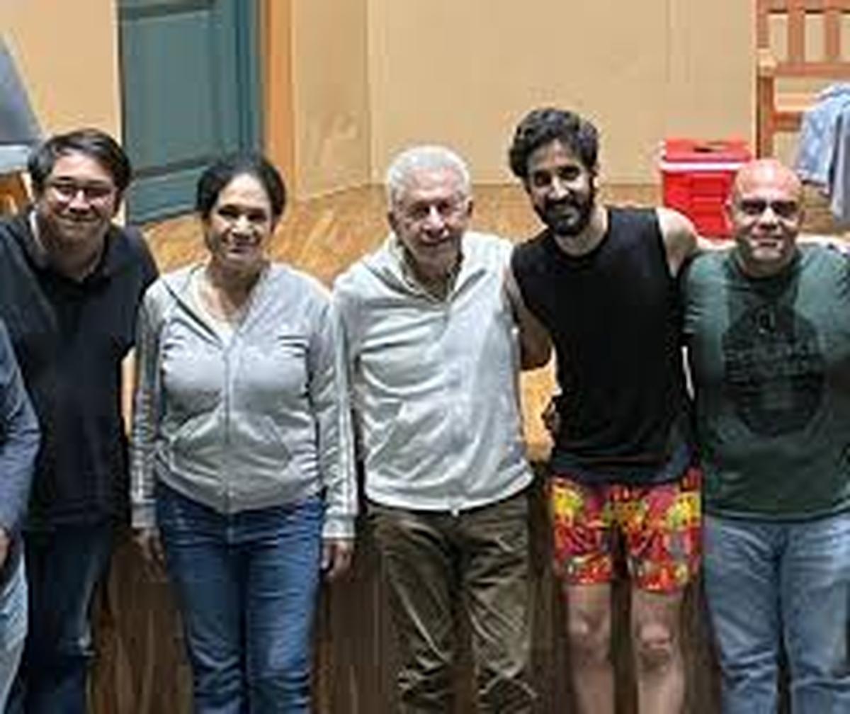 Naseeruddin Shah with Defending the Caveman team